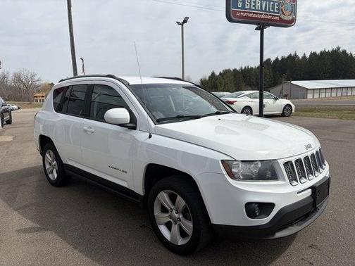 Bright White Clearcoat 2016 Jeep Compass Latitude