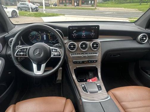 2021 Mercedes-Benz GLC 300 4MATIC