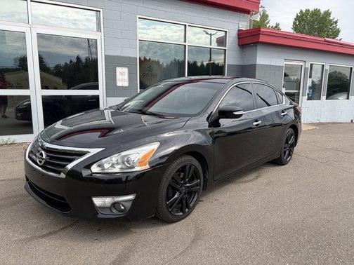 Super Black 2013 Nissan Altima 3.5 SL