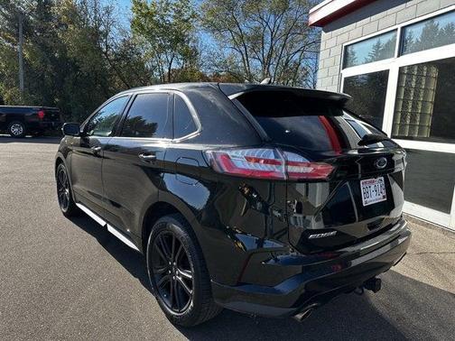 2020 Ford Edge ST