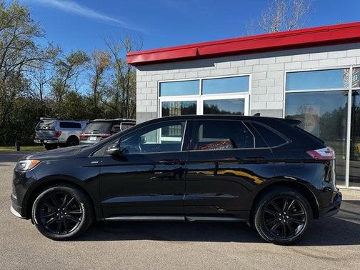 2020 Ford Edge ST
