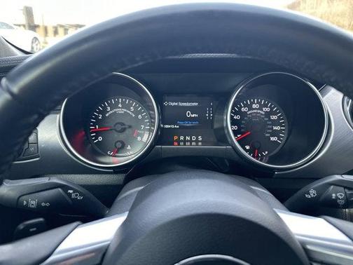 Oxford White 2022 Ford Mustang GT Premium