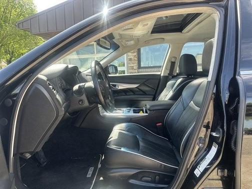 Black Obsidian 2019 INFINITI Q70 3.7X LUXE