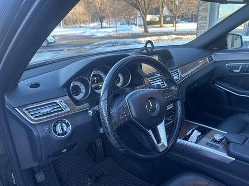 2014 Mercedes-Benz E-Class 4MATIC