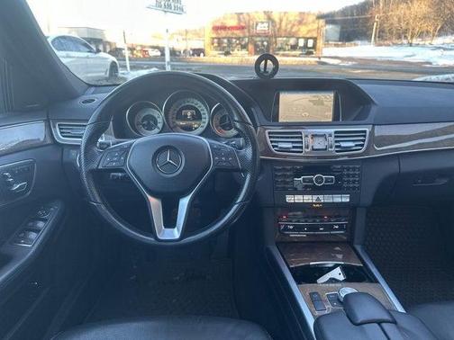 2014 Mercedes-Benz E-Class 4MATIC