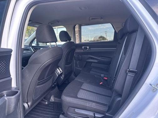 2021 Kia Sorento LX