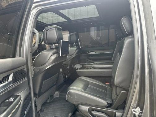 2022 Jeep Grand Wagoneer Series II Obsidian 4x4