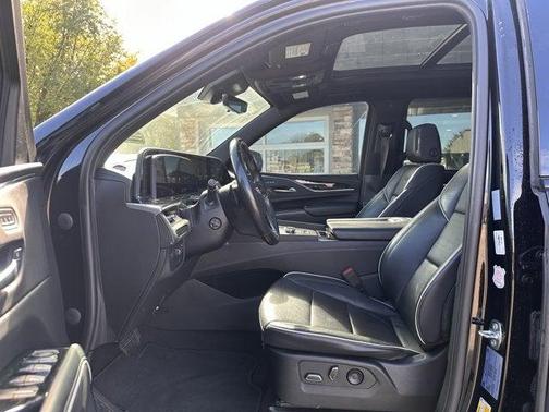 2023 Cadillac Escalade ESV Sport