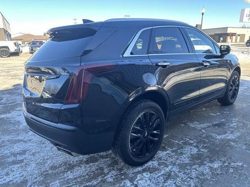 2022 Cadillac XT5 Luxury