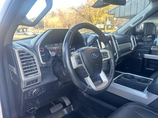 2017 Ford F-350 Lariat