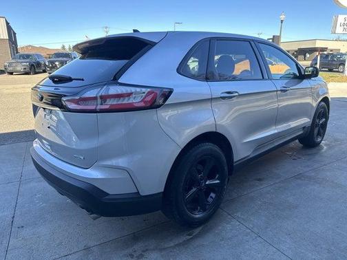 2019 Ford Edge SE