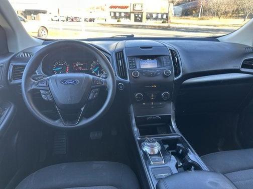 2019 Ford Edge SE