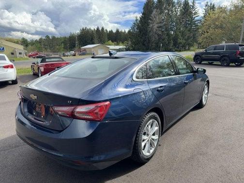 2022 Chevrolet Malibu FWD LT