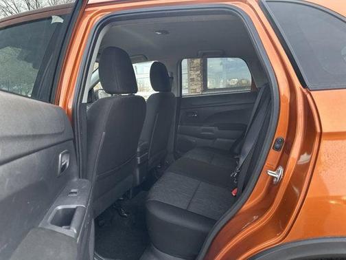 2022 Mitsubishi Outlander Sport 2.0 LE