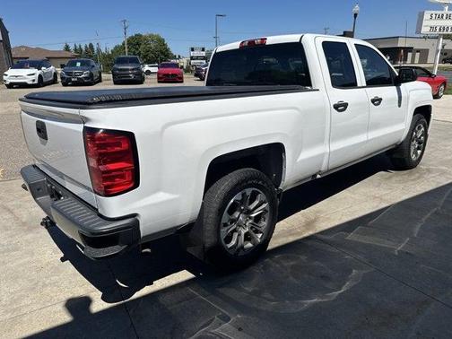 Summit White 2017 Chevrolet Silverado 1500 WT