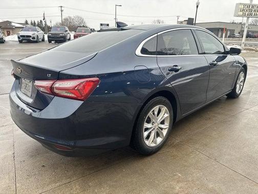 2022 Chevrolet Malibu FWD LT