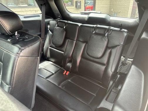 Agate Black Metallic 2020 Ford Explorer ST