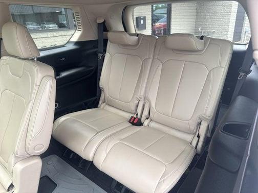 Bright White Clearcoat 2022 Jeep Grand Cherokee L Limited