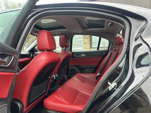 2020 Alfa Romeo Giulia Base