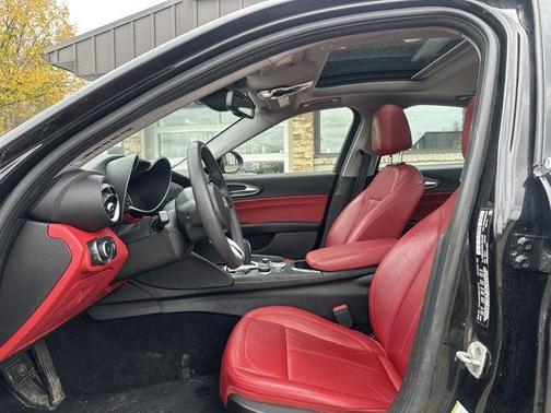 2020 Alfa Romeo Giulia Base