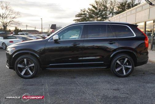 2019 Volvo XC90 T6 R-Design
