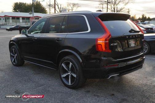 2019 Volvo XC90 T6 R-Design