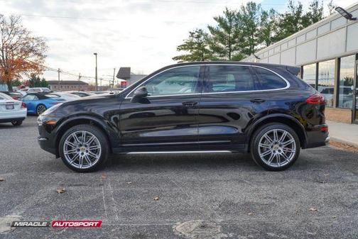 2017 Porsche Cayenne S