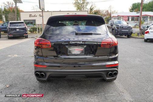 2017 Porsche Cayenne S