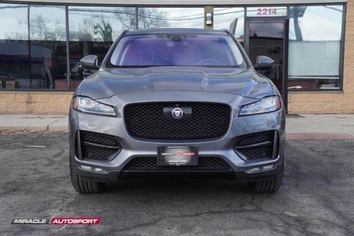 2017 Jaguar F-PACE 35t R-Sport