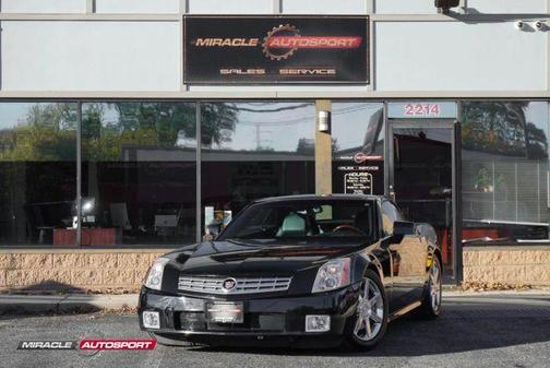 2005 Cadillac XLR Base