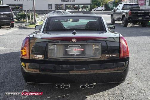 2005 Cadillac XLR Base