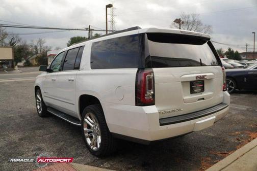 2017 GMC Yukon XL SLT