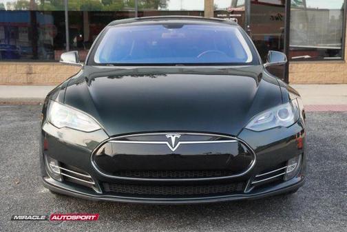 2014 Tesla Model S 85D