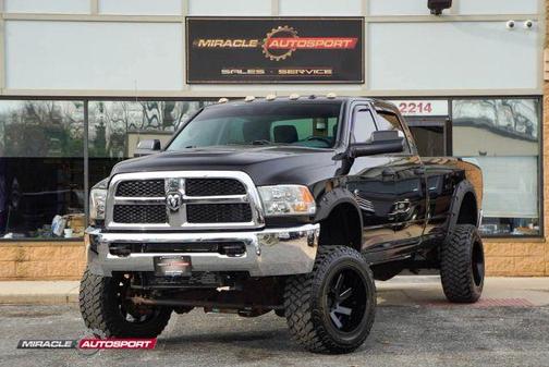 Brilliant Black Crystal 2017 RAM 3500 Tradesman