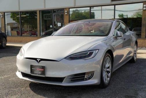 Silver Metallic 2017 Tesla Model S 100D