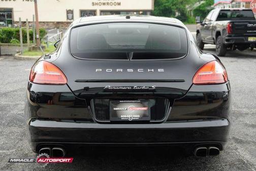 2012 Porsche Panamera Turbo S