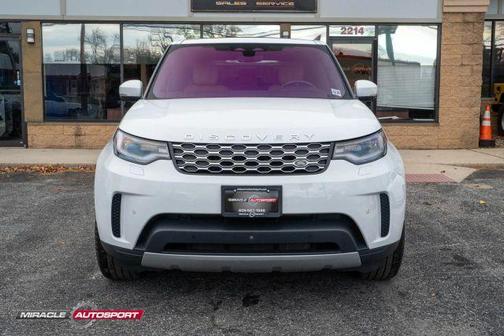 2022 Land Rover Discovery S