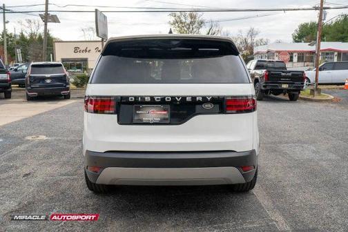 2022 Land Rover Discovery S