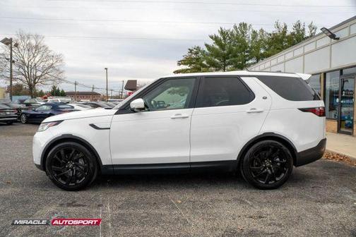 2022 Land Rover Discovery S