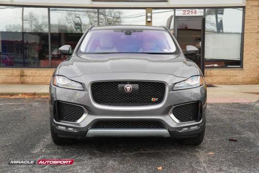 2018 Jaguar F-PACE S