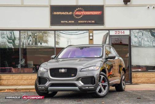2018 Jaguar F-PACE S
