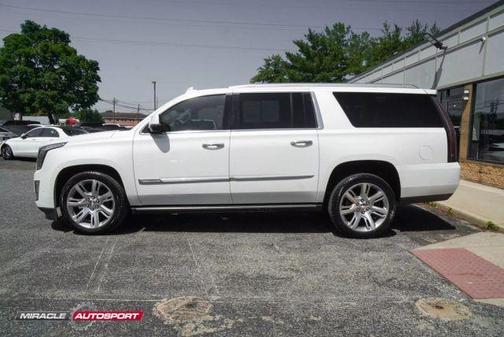 2018 Cadillac Escalade ESV Premium Luxury