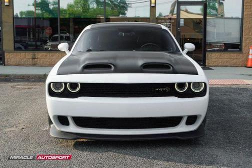2015 Dodge Challenger SRT Hellcat