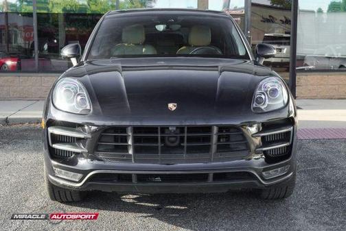 2017 Porsche Macan Turbo