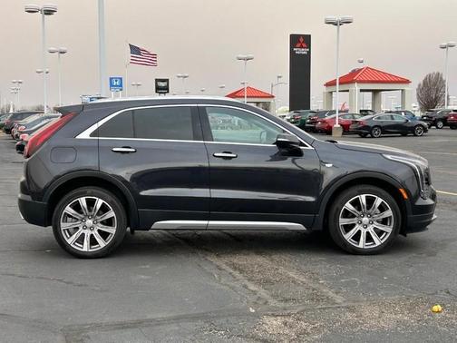 2023 Cadillac XT4 Premium Luxury