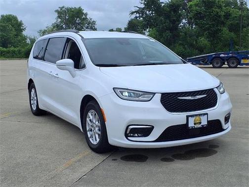 2022 Chrysler Pacifica Touring-L