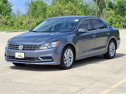 2018 Volkswagen Passat 2.0T SE