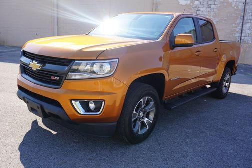 Burning Hot Metallic 2017 Chevrolet Colorado Z71