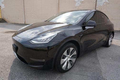 2021 Tesla Model Y Standard Range Rear-Wheel Drive