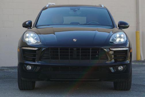 Black 2017 Porsche Macan Macan Sport Edition